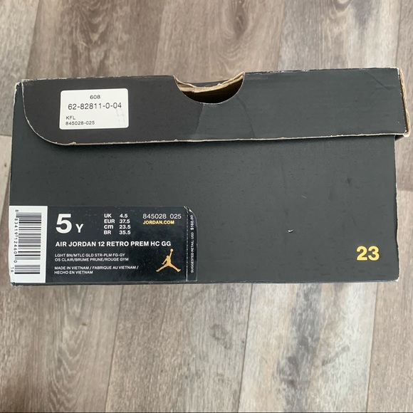 Plum Fog Air Jordan 12 - Picture 6 of 7